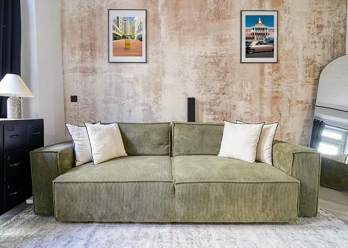 Charming Parisian Loft For 2 To 4 People * 巴黎